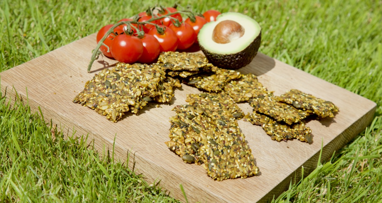 Simple five seed crackers